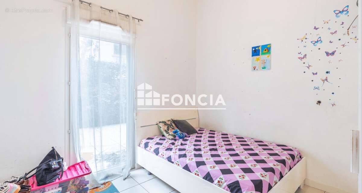 Appartement à SAINT-FONS