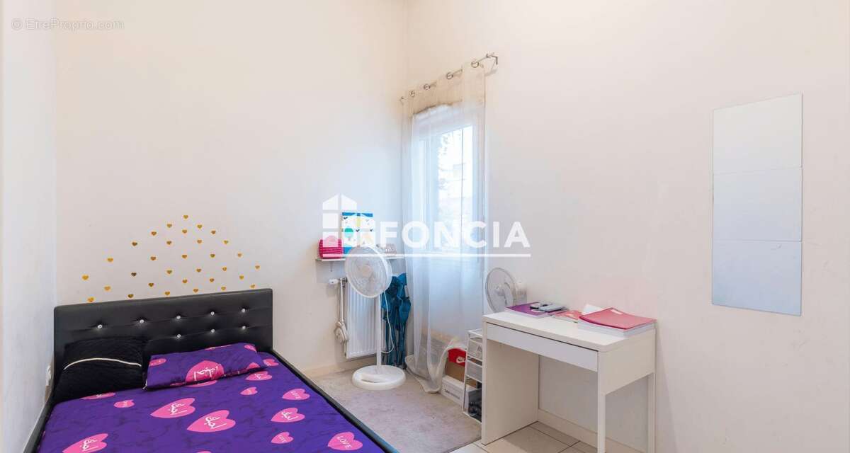 Appartement à SAINT-FONS