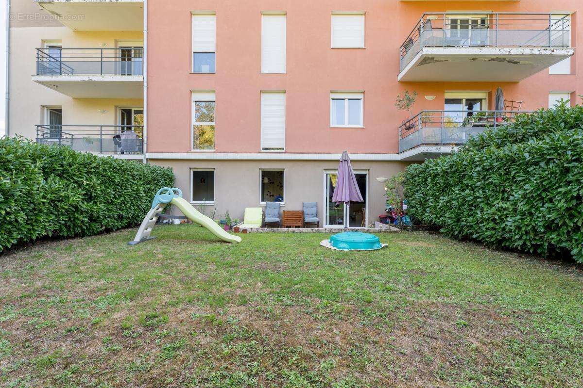 Appartement à SAINTE-FOY-L&#039;ARGENTIERE