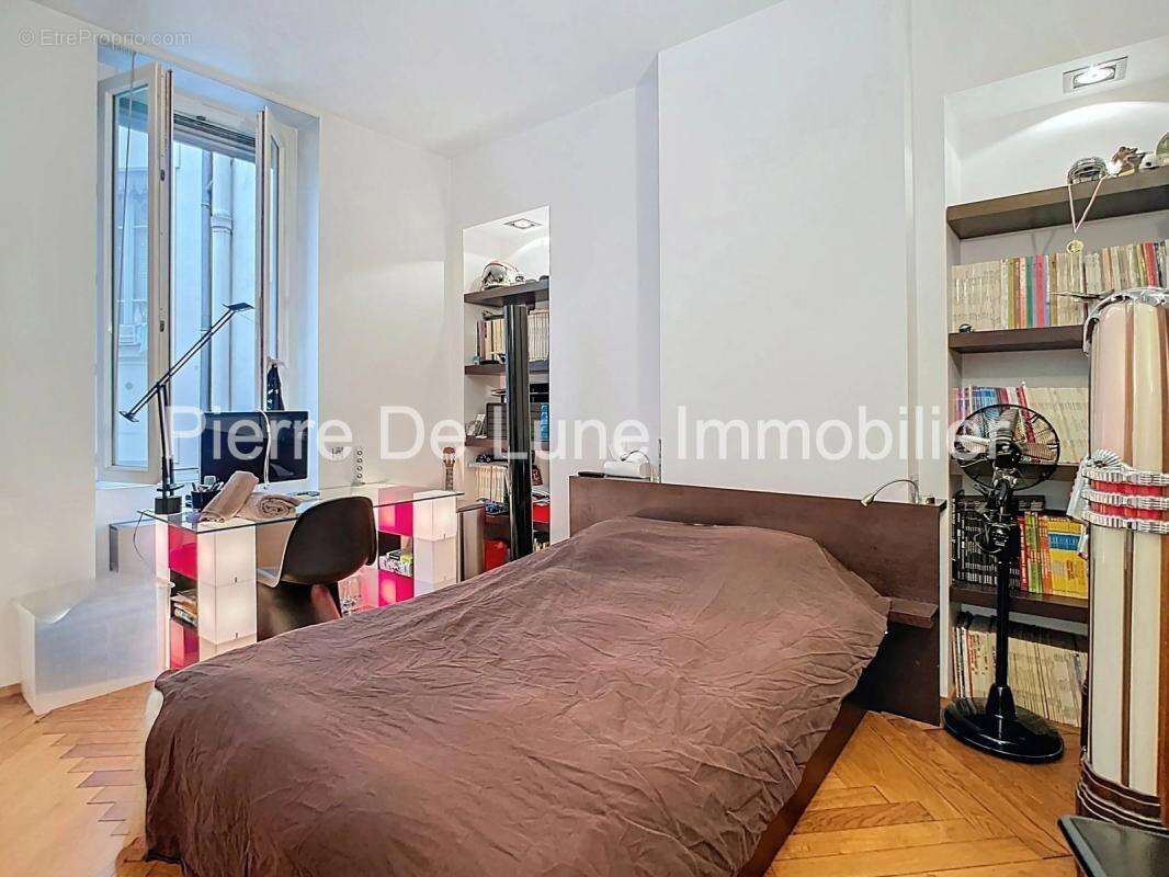 Appartement à LYON-1E