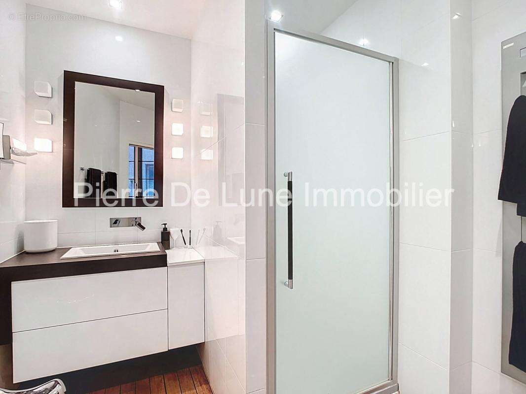 Appartement à LYON-1E