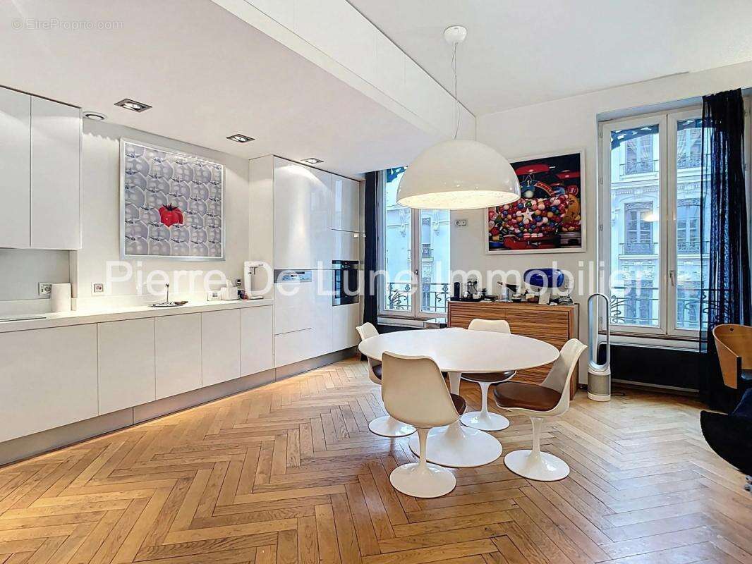 Appartement à LYON-1E