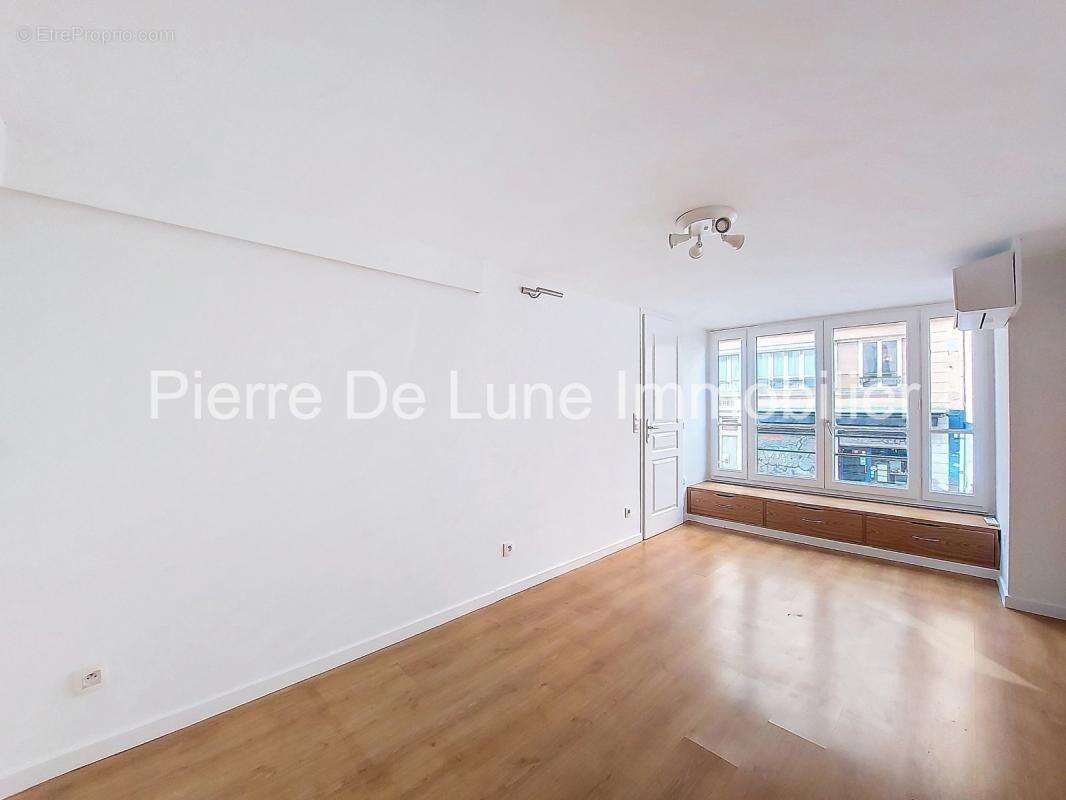 Appartement à LYON-1E
