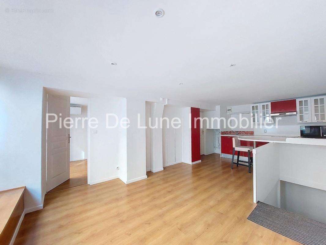 Appartement à LYON-1E