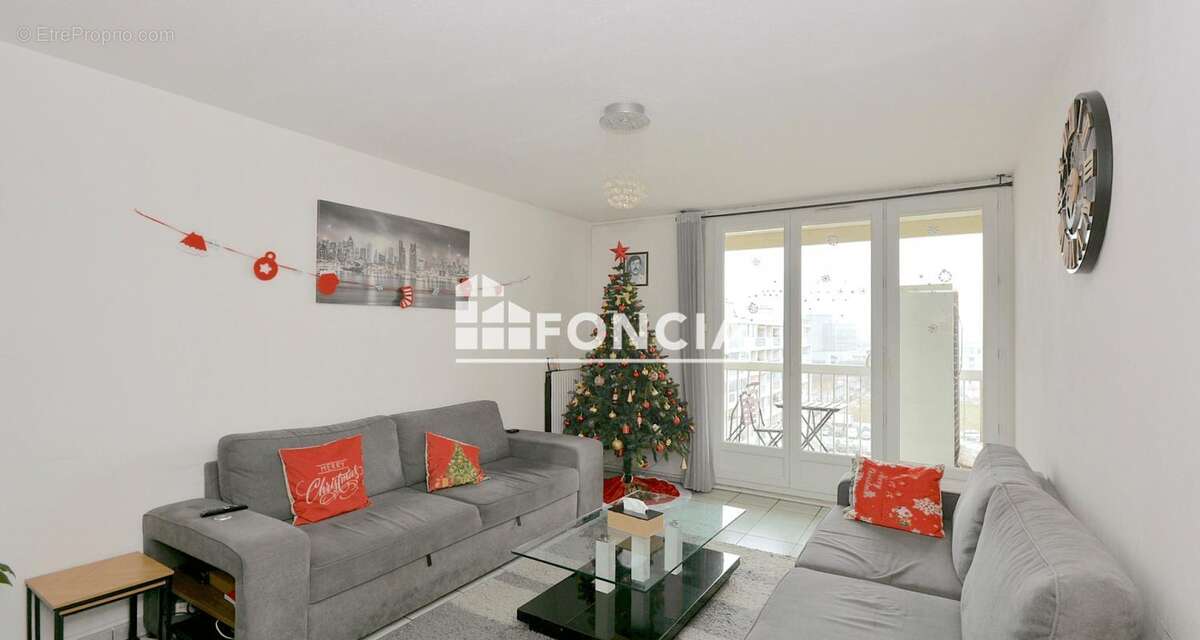 Appartement à VAULX-EN-VELIN