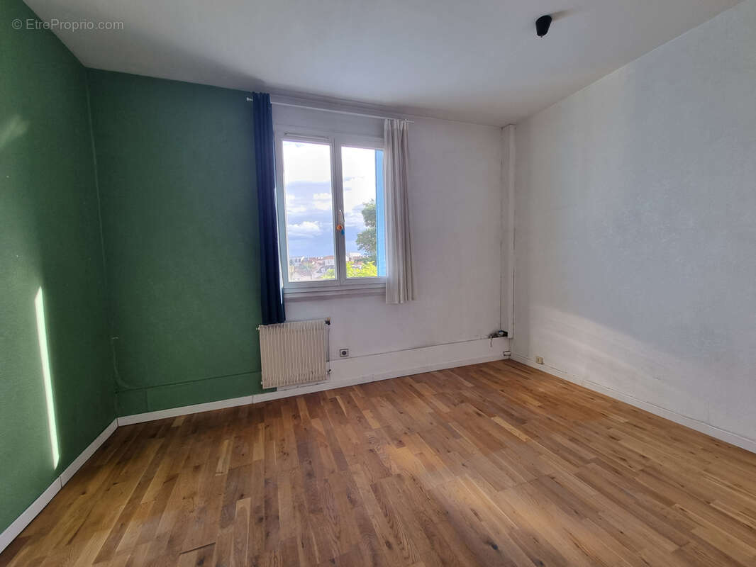 Appartement à MAISONS-ALFORT