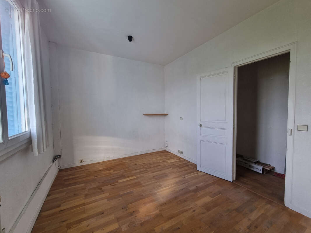 Appartement à MAISONS-ALFORT