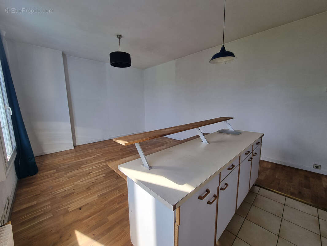 Appartement à MAISONS-ALFORT