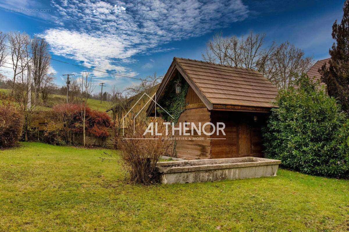 Maison à THORENS-GLIERES