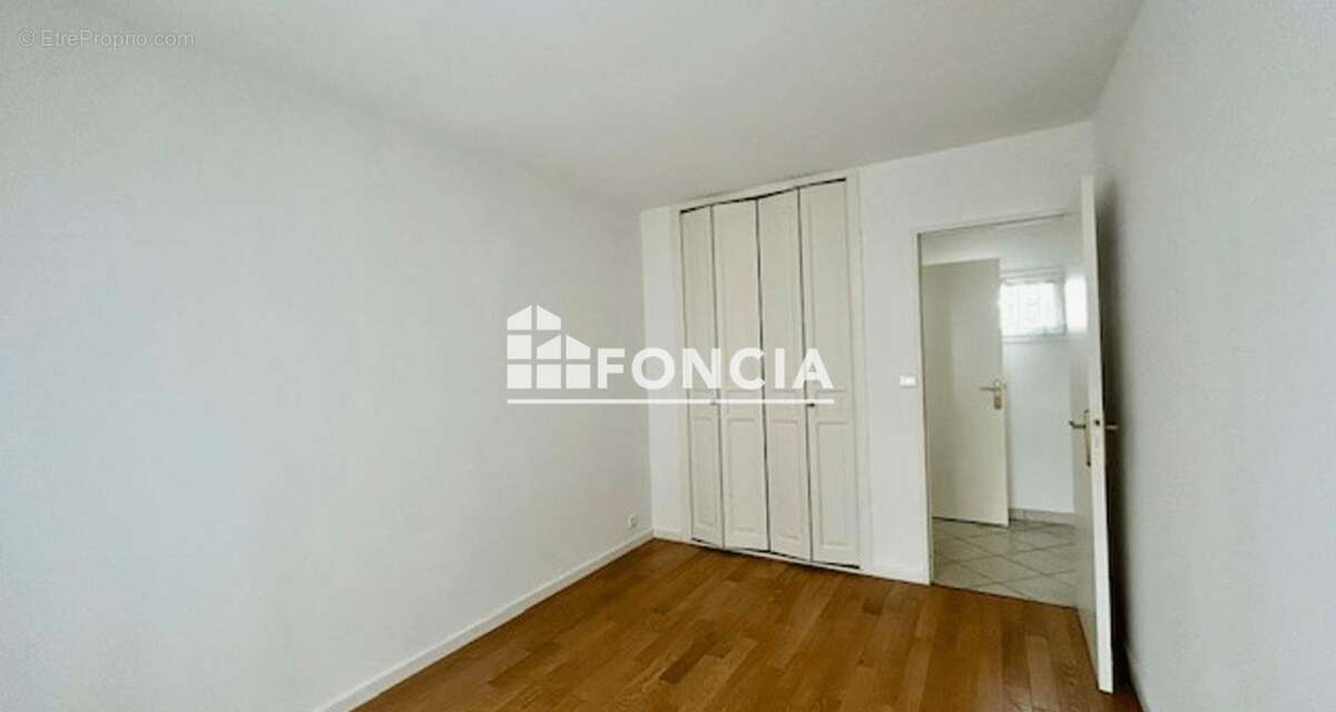 Appartement à PARIS-20E