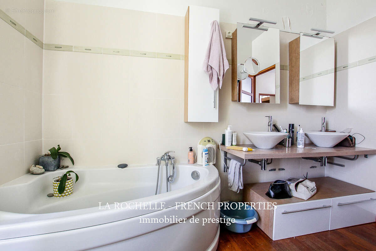 Maison à LA ROCHELLE