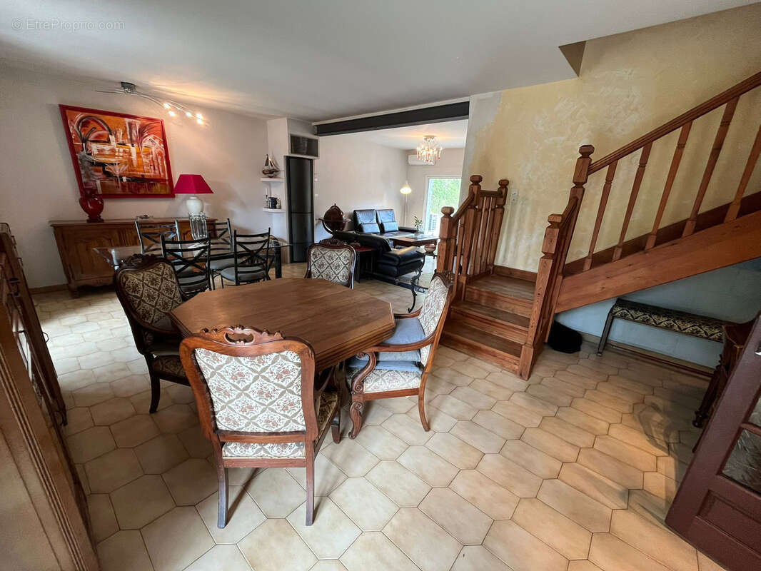 Maison à LABASTIDE-SAINT-PIERRE