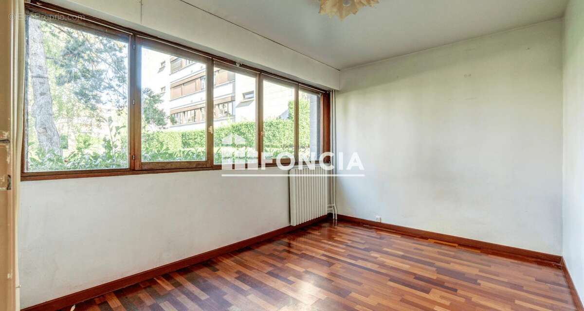 Appartement à NOISY-LE-ROI