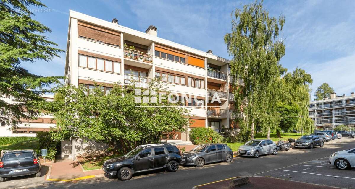 Appartement à NOISY-LE-ROI