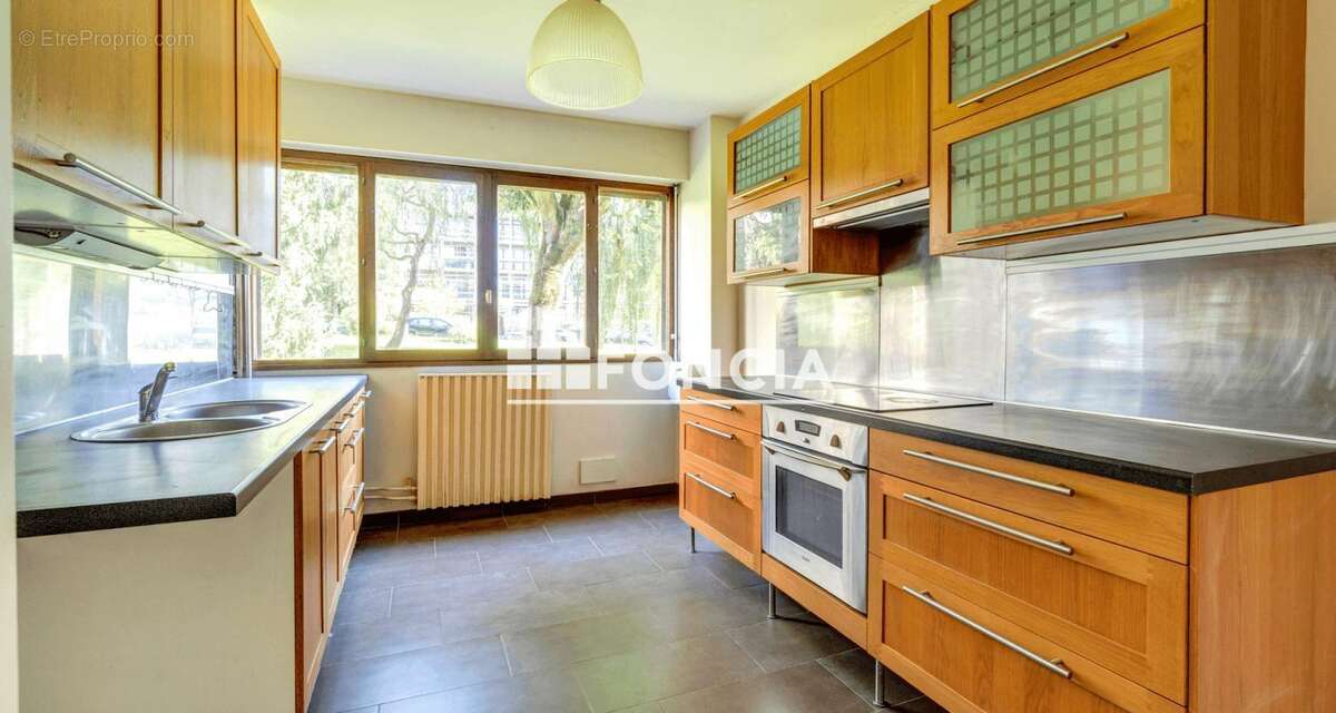 Appartement à NOISY-LE-ROI