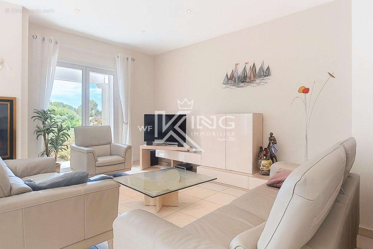 Maison à SAINT-RAPHAEL