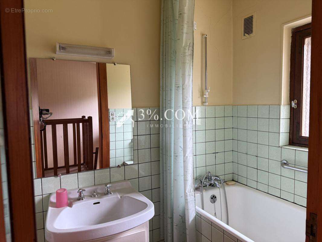 Maison à LE SYNDICAT