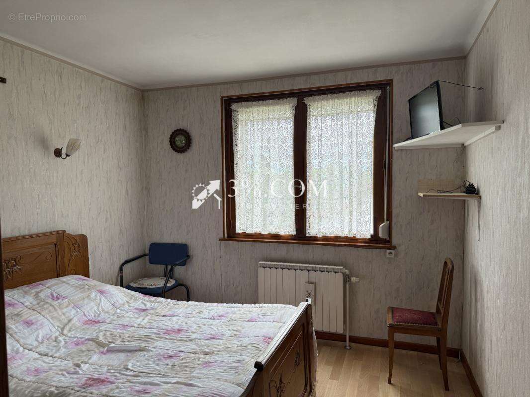 Maison à LE SYNDICAT