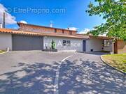 Maison à MORTAGNE-SUR-SEVRE