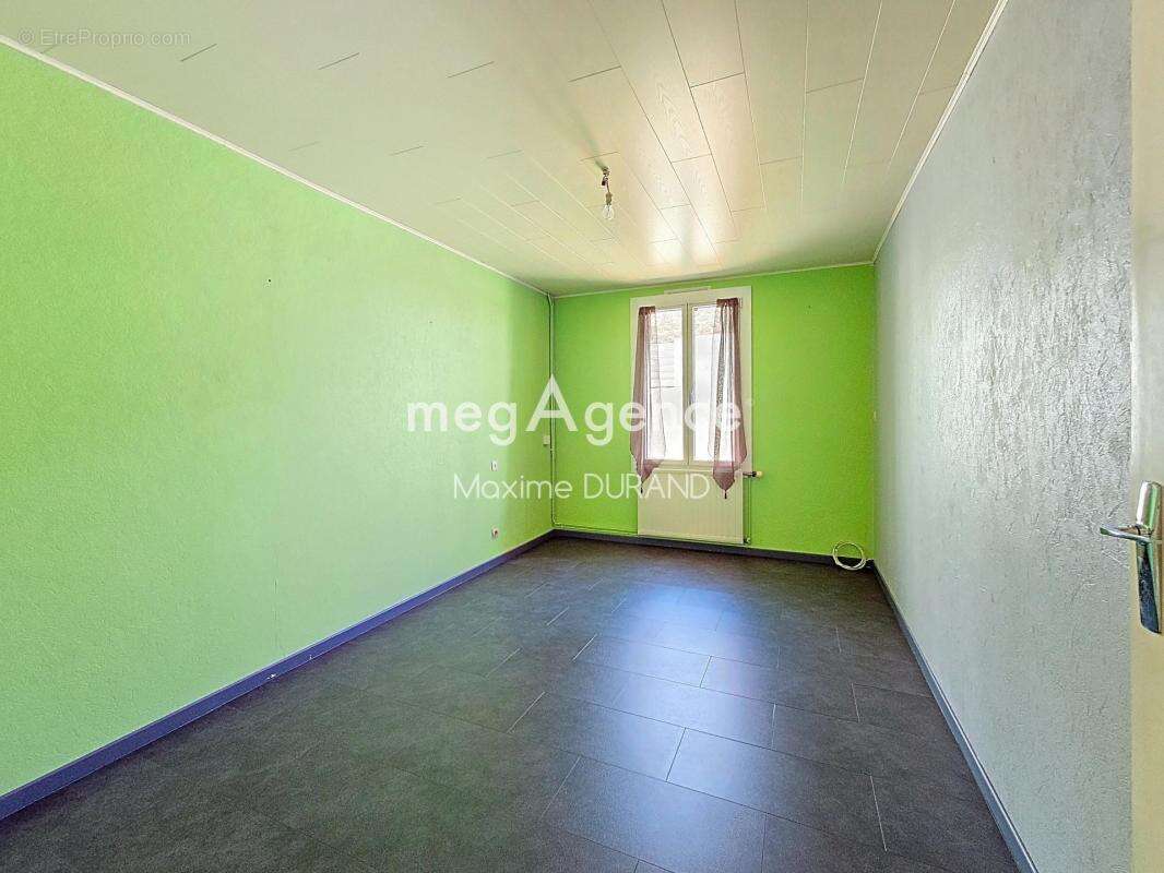 Maison à MORTAGNE-SUR-SEVRE