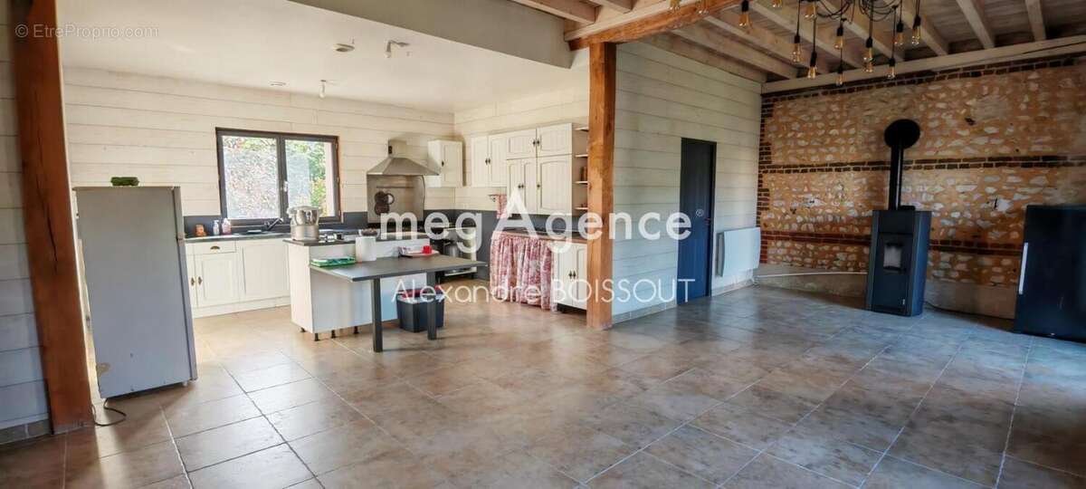 Maison à ROMILLY-SUR-ANDELLE