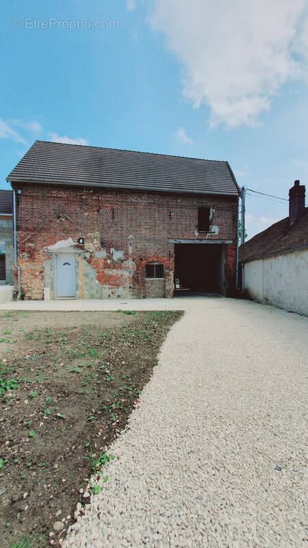 Maison à LA HOUSSOYE