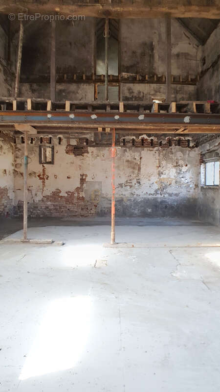 Maison à LA HOUSSOYE