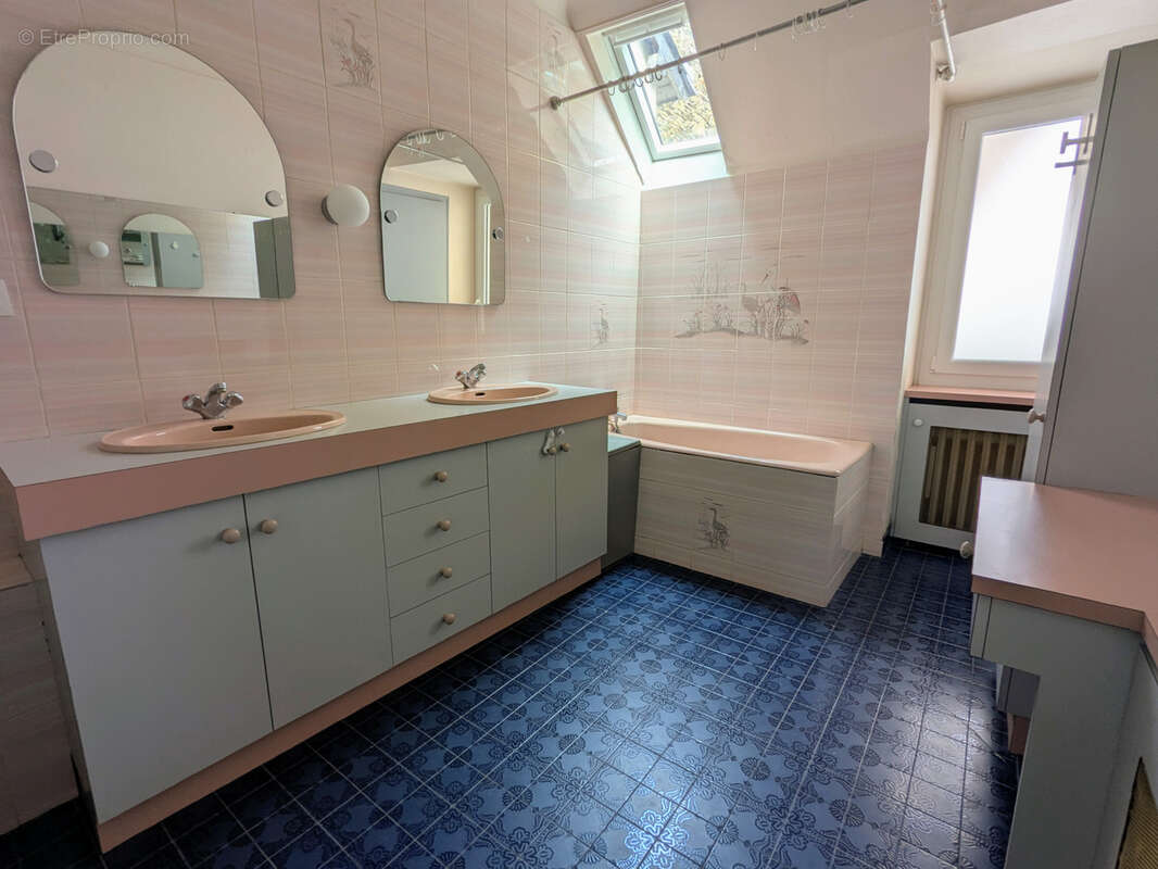 Maison à NORT-SUR-ERDRE