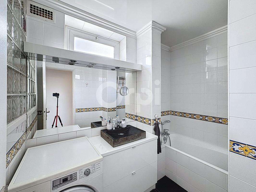 Appartement à FONTENAY-SOUS-BOIS