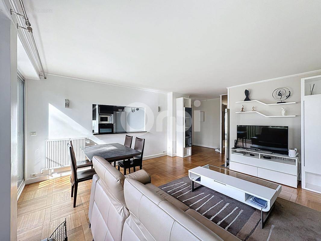 Appartement à FONTENAY-SOUS-BOIS