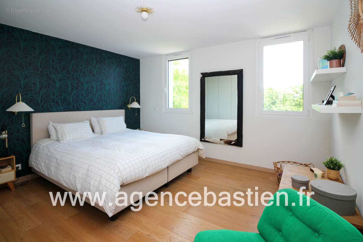 Maison à DIVONNE-LES-BAINS