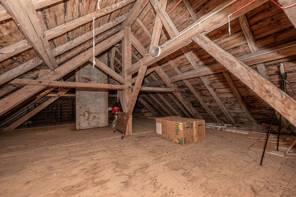 Maison à LE CROUZET