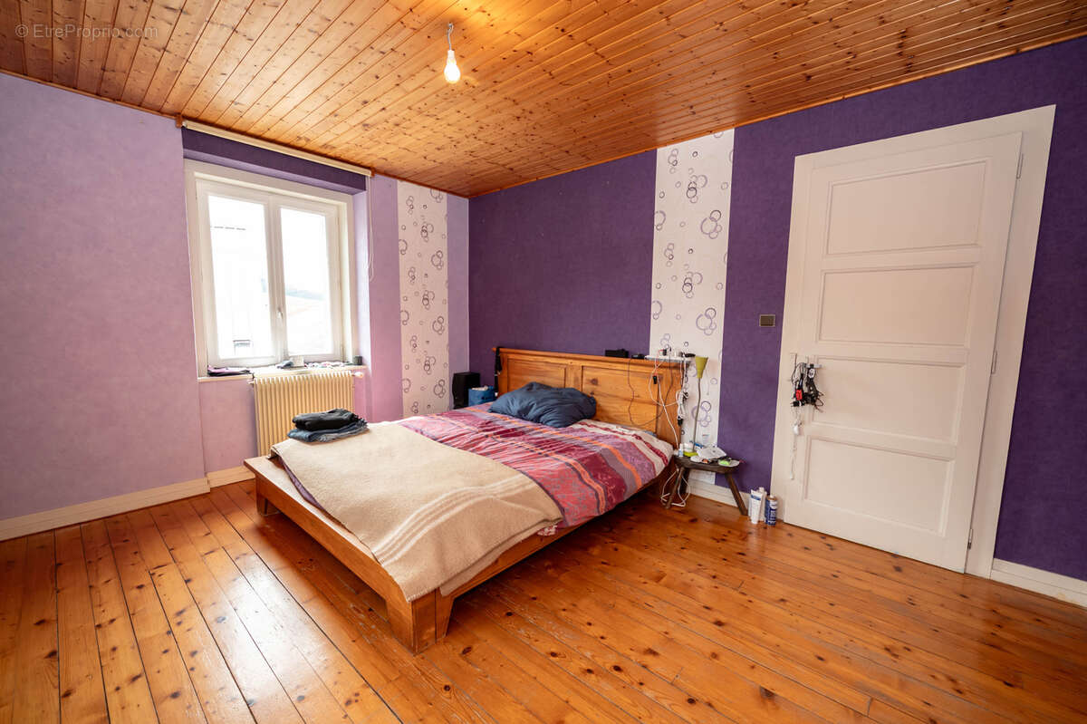 Maison à LE CROUZET