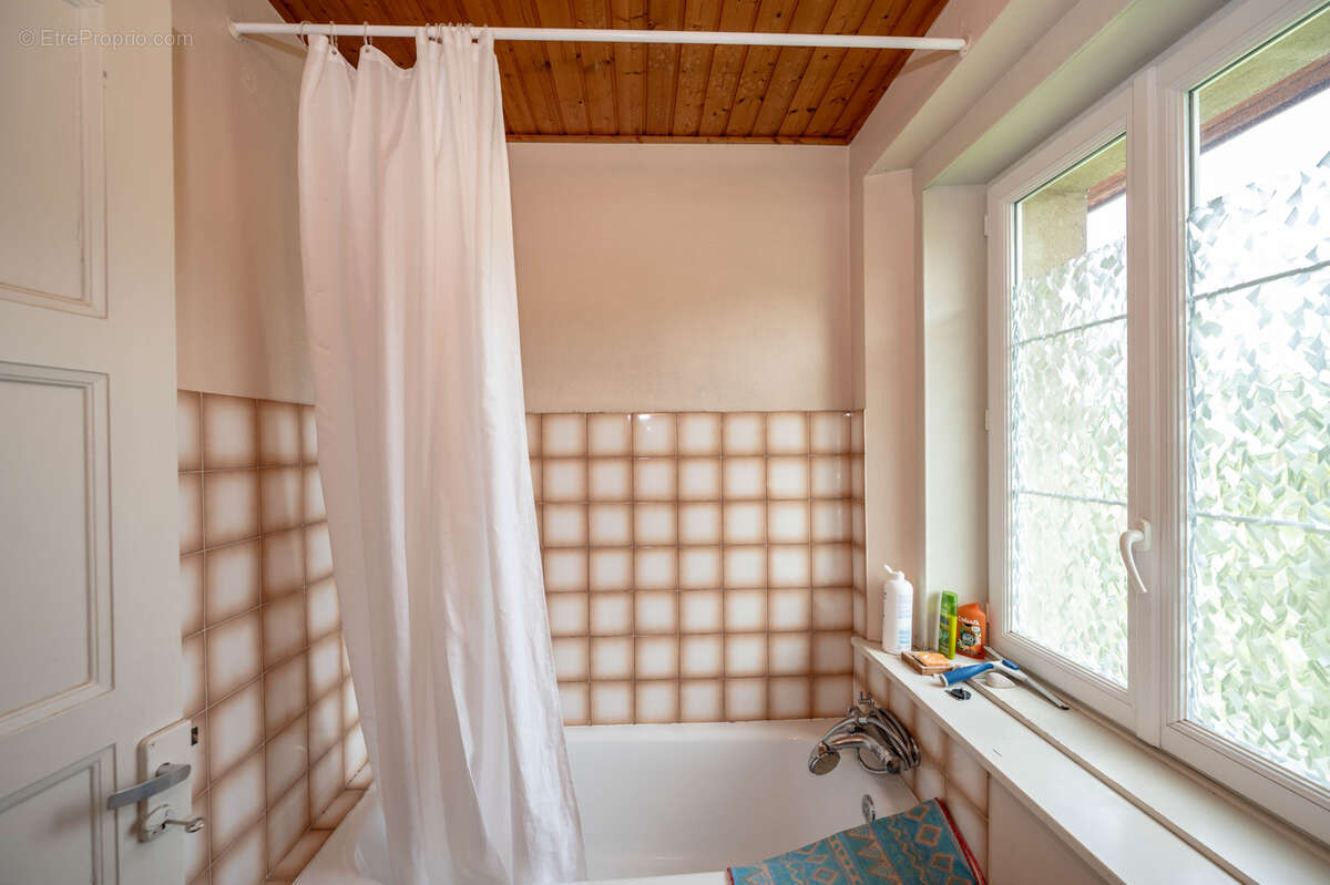 Maison à LE CROUZET