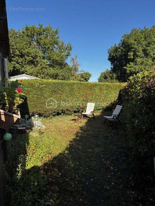 Terrain à SAINTE-GEMME