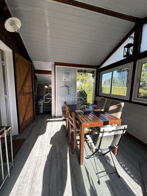 Terrain à SAINTE-GEMME