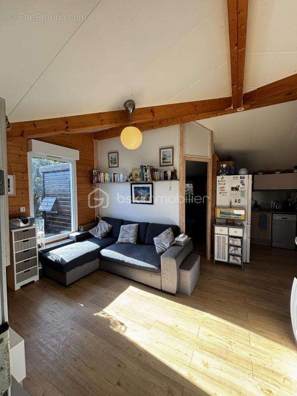 Terrain à SAINTE-GEMME