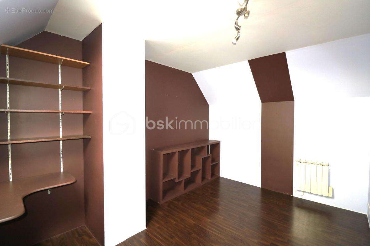 Maison à LONGUEVILLE