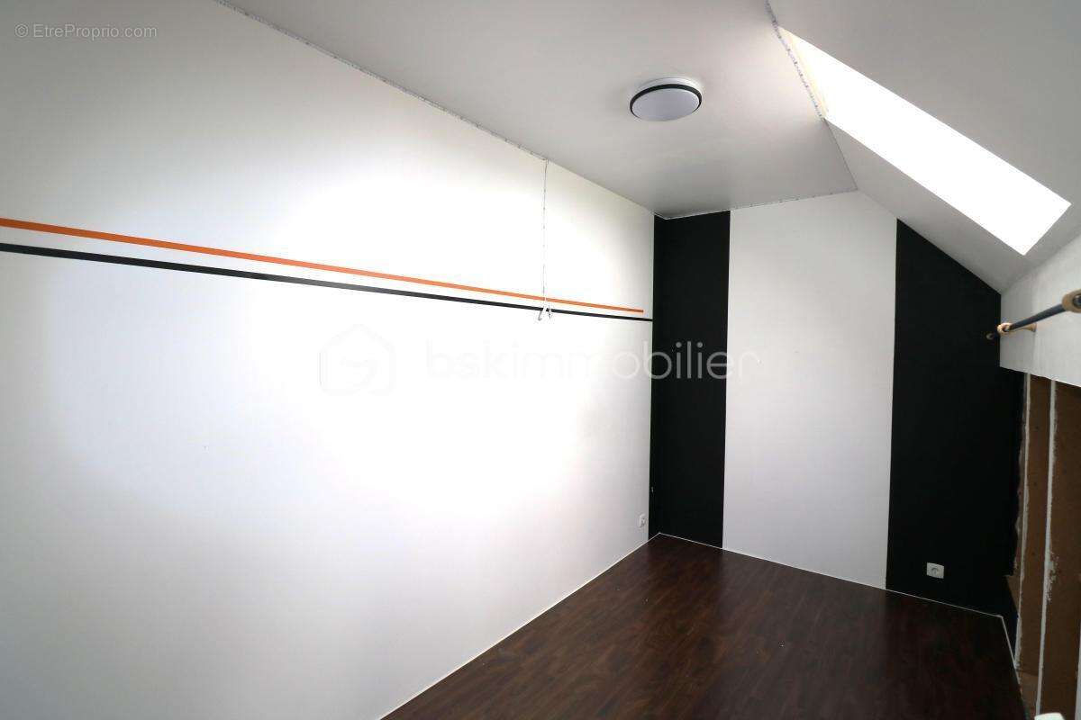 Maison à LONGUEVILLE