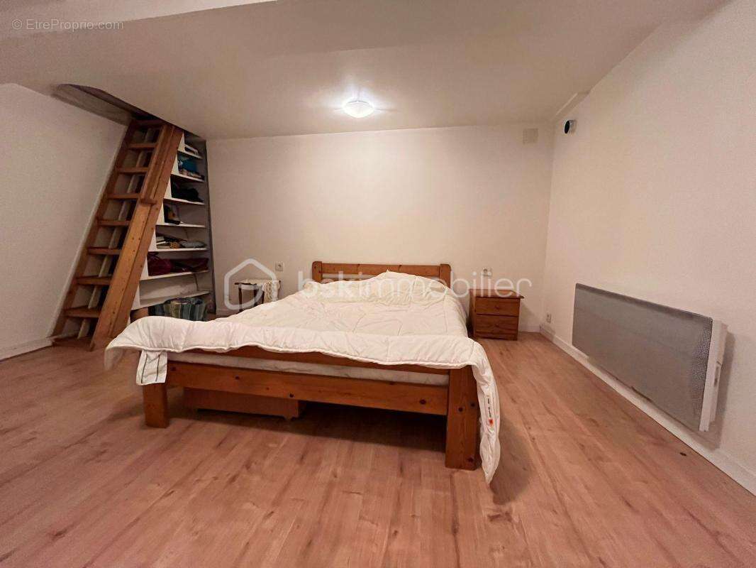 Maison à CORBEIL-ESSONNES