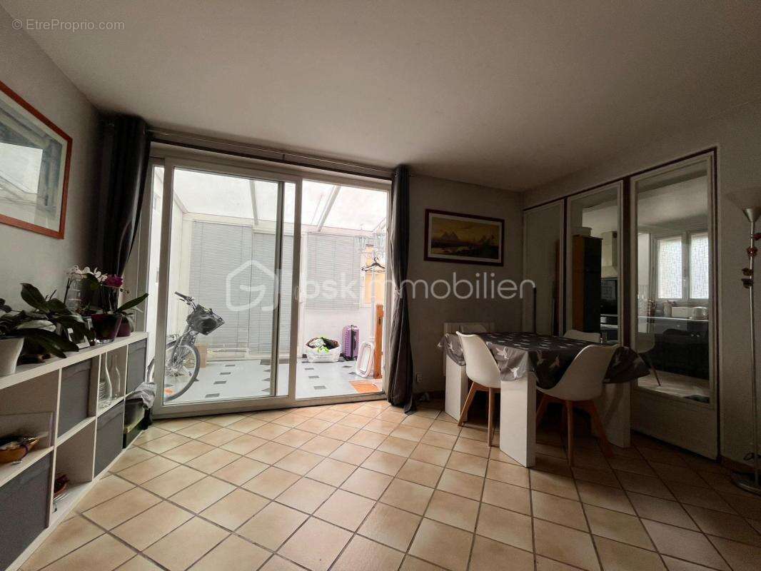 Maison à CORBEIL-ESSONNES