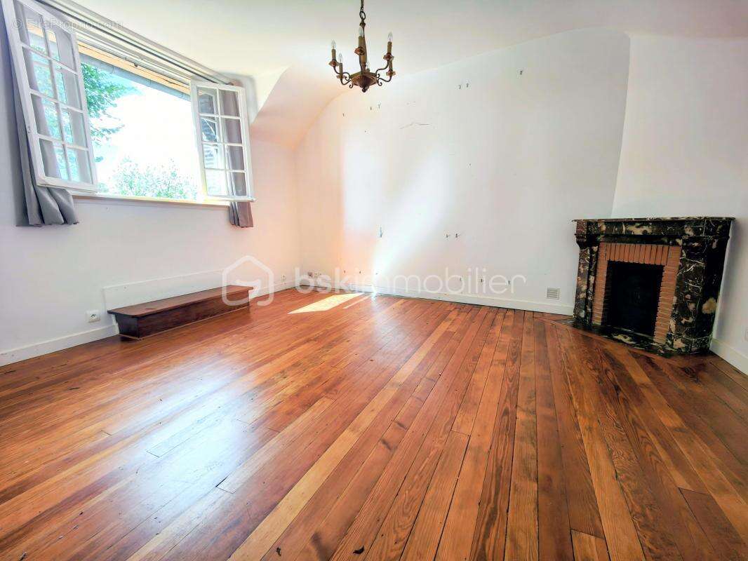 Maison à JOUARS-PONTCHARTRAIN