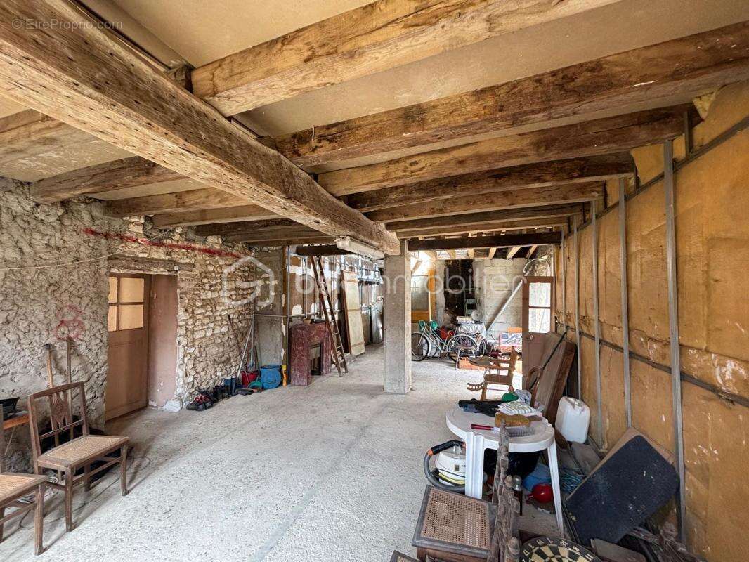 Maison à SAINT-MAURICE-AUX-RICHES-HOMMES