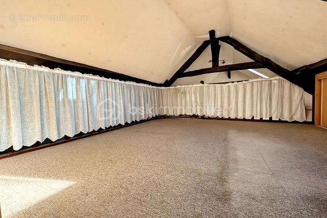 Appartement à JANVILLE-SUR-JUINE