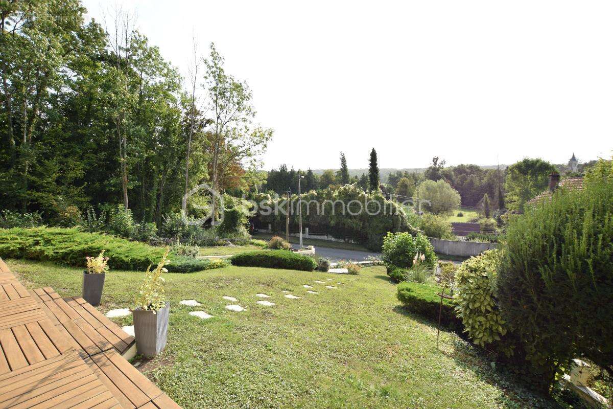 Maison à CRECY-LA-CHAPELLE