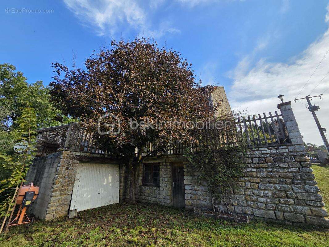 Maison à PUILLY-ET-CHARBEAUX