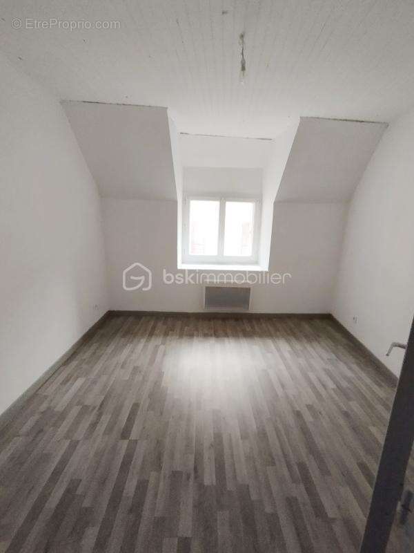 Maison à BEAUNE-LA-ROLANDE