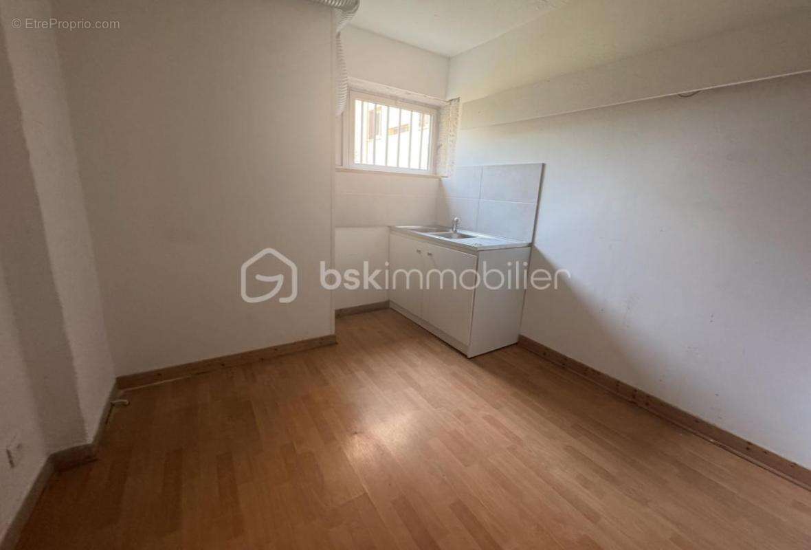 Commerce à ECHIROLLES