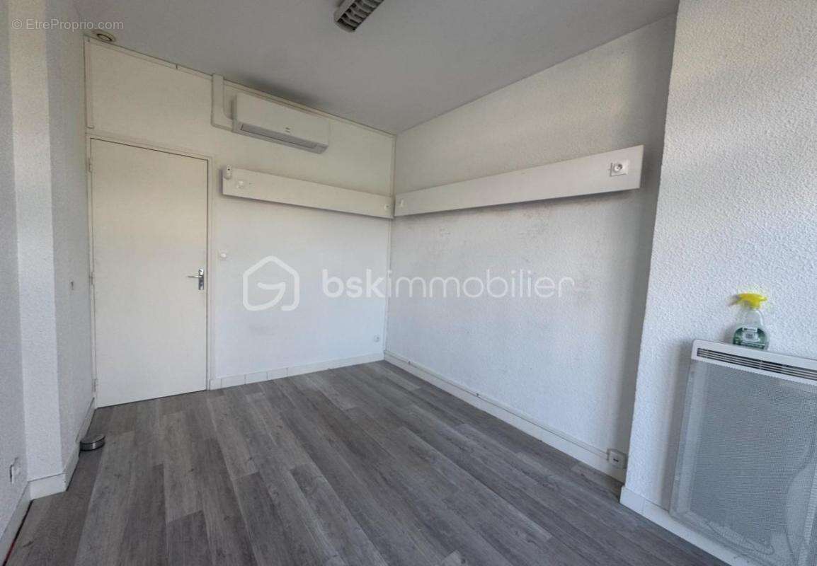 Commerce à ECHIROLLES