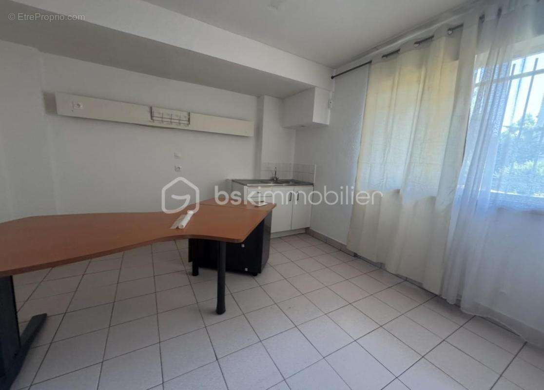 Commerce à ECHIROLLES